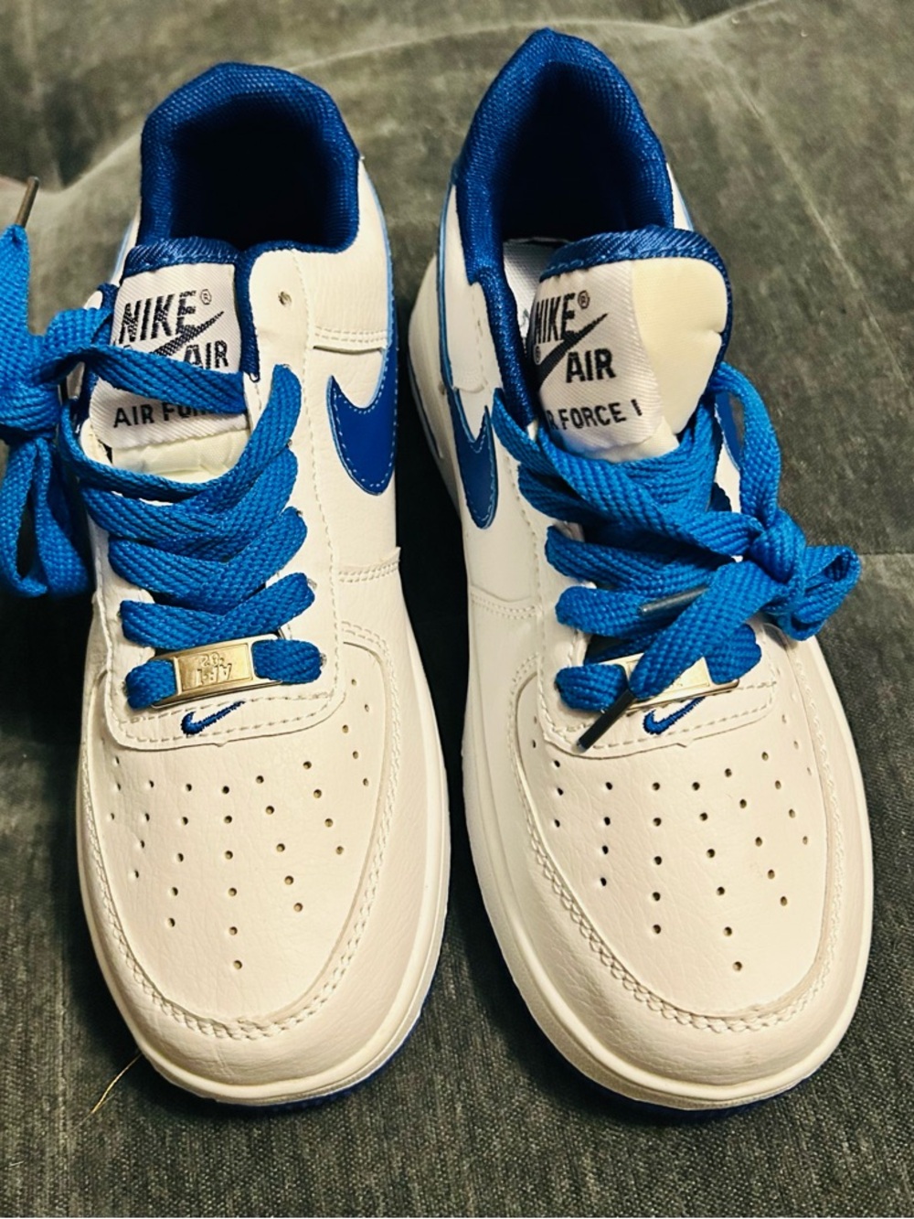 Nike Kids Sneakers - White with Blue Accents